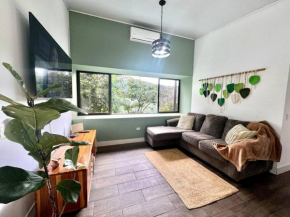 Casa en Ciudad Colón en medio de montañas